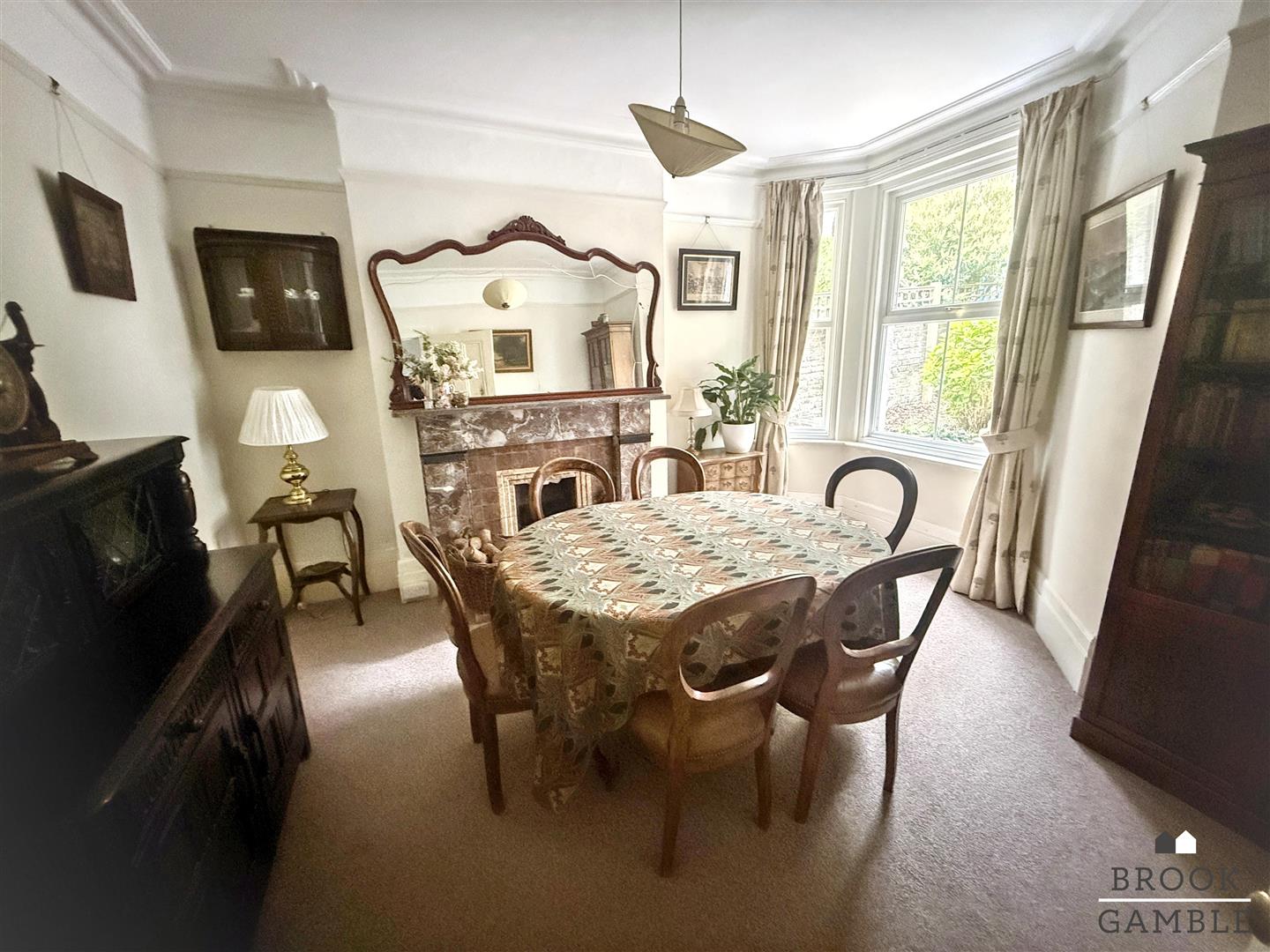 5 Bedroom House. Gore Park Road in Eastbourne, East Sussex 10